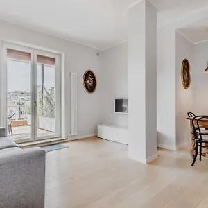 L'attico Con Terrazza In Corso Francia , Roma Italia